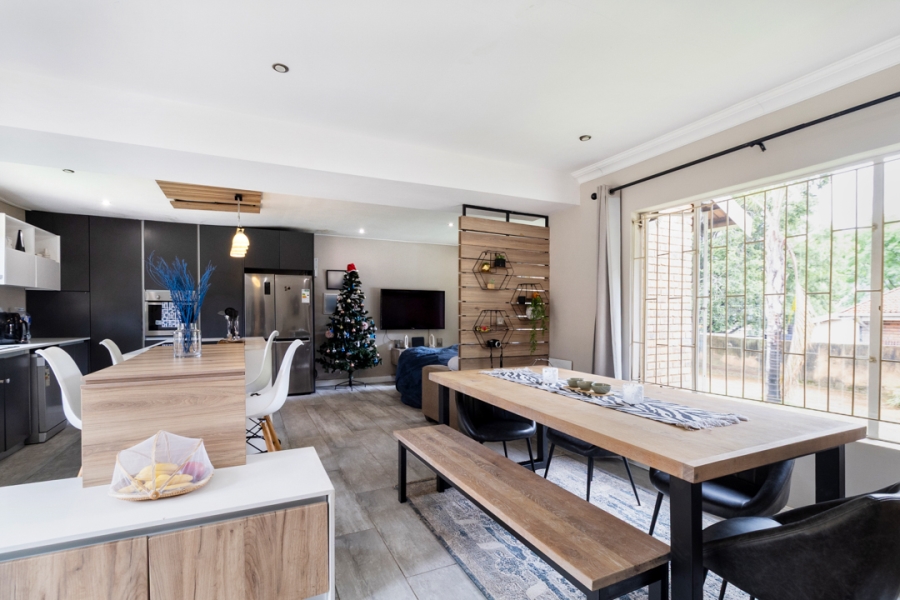 8 Bedroom Property for Sale in Ifafi North West